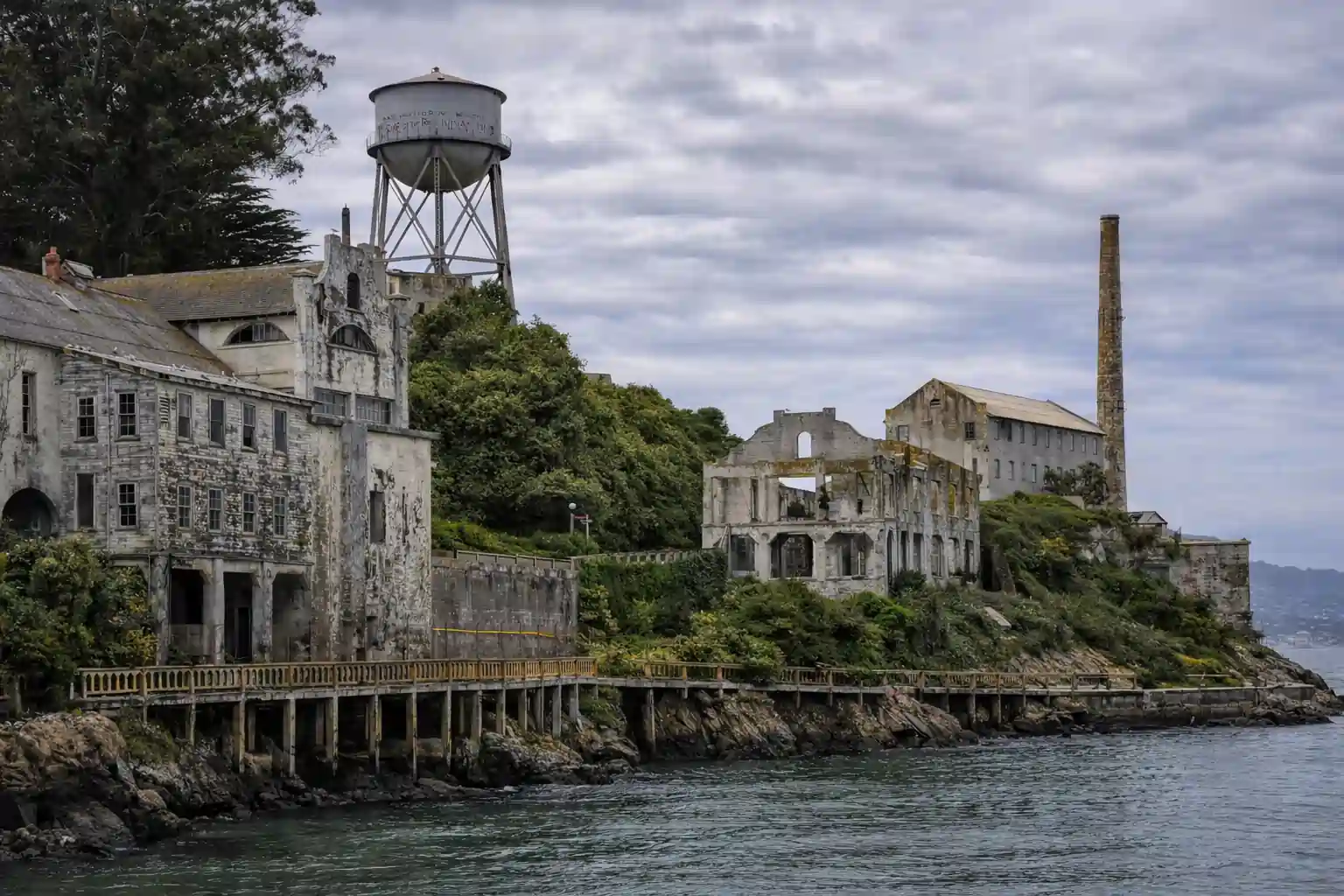 challenges alcatraz faced